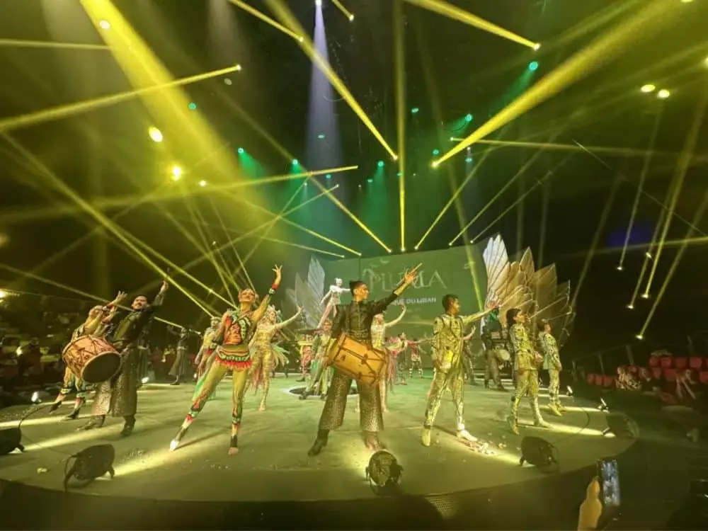 Pluma Circus Dubai family entertainment thrilling acrobatics Dubai Festival City Mall October events 2024 exciting stunts Dubai attractions 3D projections family-friendly circus motorbike