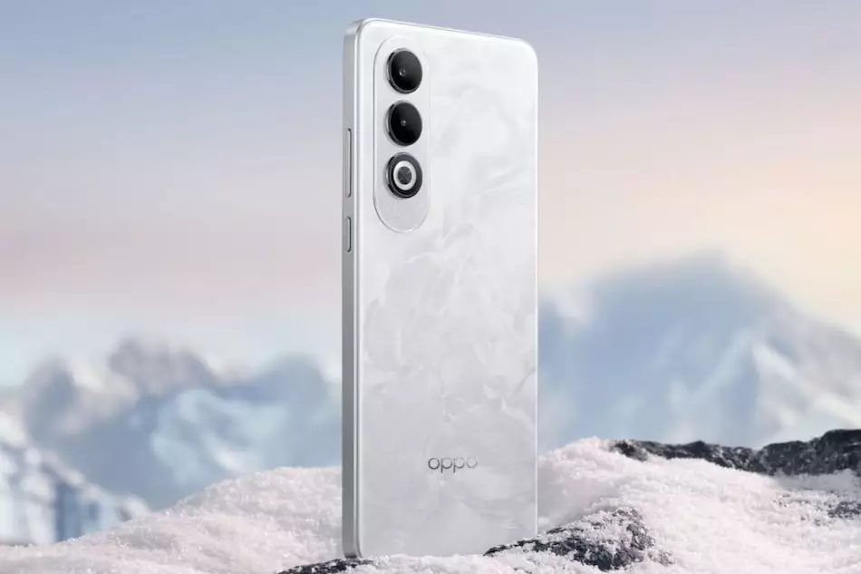 Oppo K12 Plus features Snapdragon 7 Gen 3 chipset 6400mAh battery dual rear cameras 50MP primary camera 8MP ultrawide camera 12GB RAM 512GB storage ColorOS 14 Android 14 IP54 dust resistance splash resistance 16MP front camera 120Hz AMOLED screen 80W fast charging dual SIM 5G connectivity Wi-Fi