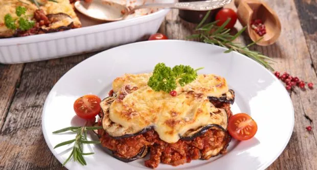 vegetarian moussaka recipe healthy moussaka Greek moussaka eggplant recipes baked moussaka with vegetables layered eggplant dish Mediterranean recipes plant-based moussaka comforting vegetarian meal easy Greek recipes