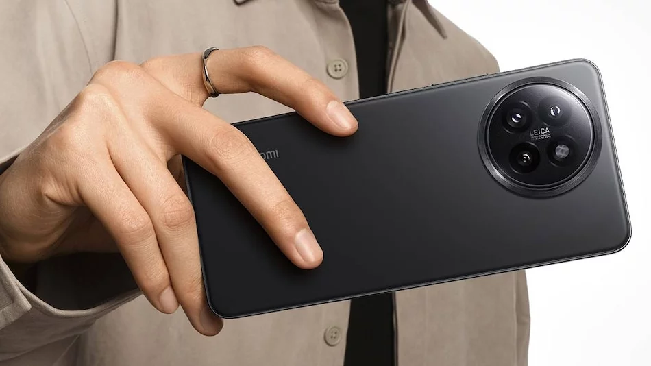 Xiaomi Civi 5 Pro Snapdragon 8s Elite SoC high-resolution display circular camera module telephoto sensor mid-range smartphone fiberglass coating quad-curved screen hole punch cutout front-facing cameras Leica co-engineered cameras 5000mAh battery