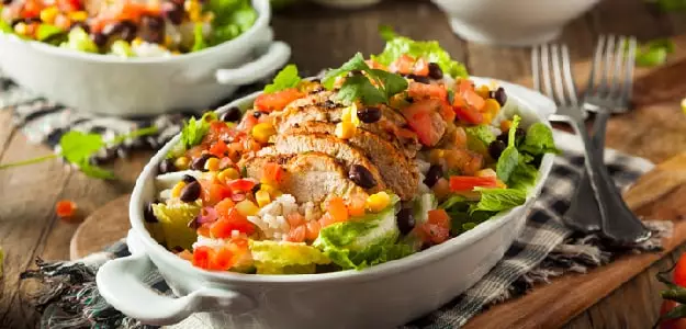 Mexican chicken rice recipe one-pot chicken meal quick chicken recipes easy chicken dinner ideas flavorful rice recipes chicken rice one-pot meal ideas how to make Mexican chicken rice tender chicken recipes spicy rice