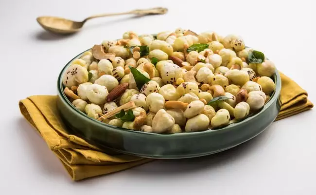 makhana dry fruit namkeen recipe makhana snack for fasting healthy Indian snacks fasting food ideas Navratri recipe quick namkeen dry fruit mix recipe homemade namkeen for vrat Indian snack recipes fox nut recipes roasted makhana Indian trail mix makhana dry fruits snacks ghee roasted makhana easy Indian snacks snacks for tea time makhana dry fruit mixture fasting snacks recipe easy vrat snacks roasted dry fruits with makhana low calorie snacks makhana for weight loss makhana for fasting makhana