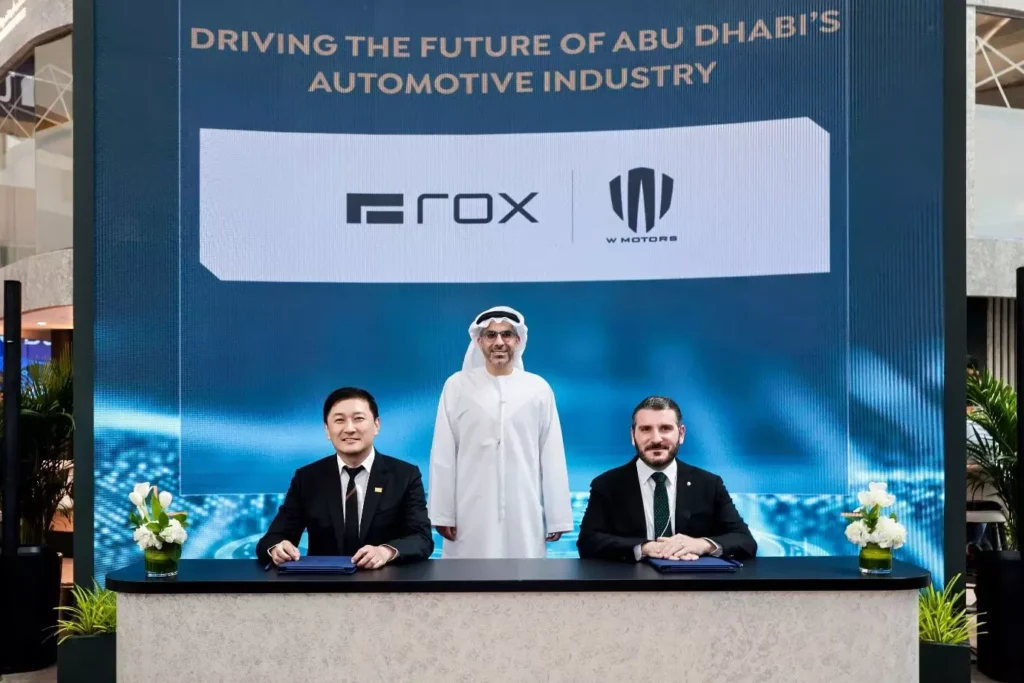 ROX Motor Abu Dhabi electric vehicles ROX 01 launch W Motors UAE car production electric vehicle manufacturing UAE luxury EV ROX Motor partnership new energy vehicles in UAE ROX Motor factory Abu Dhabi W Motors EV production UAE automotive industry ROX Motor electric cars ROX Motor and W Motors deal ROX 01 UAE production electric car brand in UAE Abu Dhabi EV manufacturing ROX Motor news ROX Motor EV assembly ROX Motor car launch UAE EV market high performance EV UAE electric car innovation