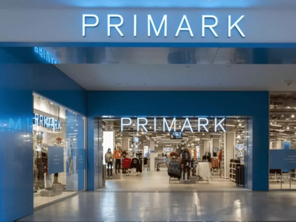 Primark Dubai opening Primark UAE store launch Primark low prices Dubai Primark jeans Dhs50 Primark t-shirt Dhs15 Primark Dubai Mall Primark Mall of the Emirates Primark City Centre Mirdif Primark budget fashion Primark shopping Dubai Primark 2026 launch Primark Alshaya Group Primark in UAE Primark store locations Dubai affordable fashion Dubai best shopping Primark coming to Dubai Primark Kris Fade Show Primark