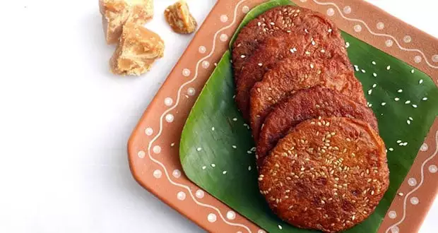 Ariselu recipe Telangana sweets how to make Ariselu traditional Indian sweets Ariselu preparation step by step Ariselu with jaggery rice flour sweets South Indian festival sweets Diwali sweets Sankranti sweets authentic Ariselu homemade Ariselu Ariselu ingredients Ariselu method Ariselu dough preparation deep fried Ariselu sweet with sesame seeds Telangana traditional recipe Ariselu for festivals Ariselu with cardamom