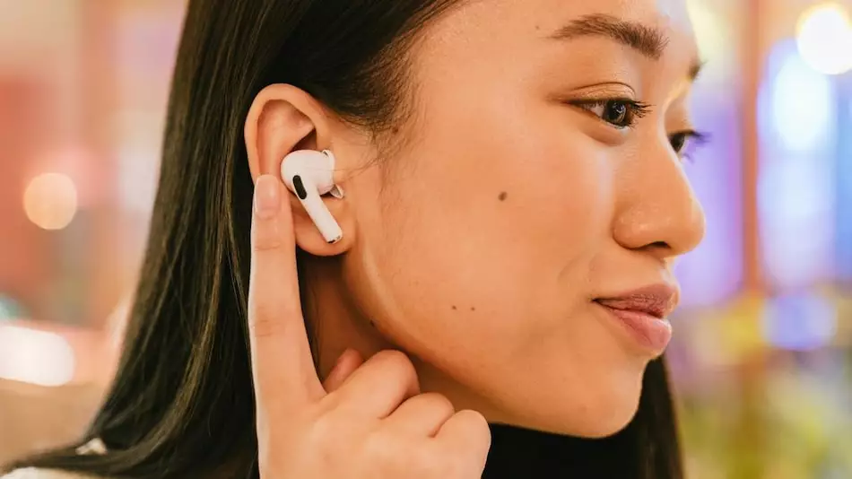 AirPods Pro 3 Apple AirPods Pro 3 launch AirPods Pro 3 features AirPods Pro 3 specifications AirPods Pro 3 release date AirPods Pro 3 battery life AirPods Pro 3 noise cancellation AirPods Pro 3 chipset Apple H2 chip upgrade Apple wireless earbuds 2025 new AirPods model Apple upcoming gadgets iOS 26 Beta 1 AirPods in iOS 26 AirPods Pro 3 news Apple earbuds 2025 AirPods Pro 3 leaks AirPods Pro 3 rumors Apple September