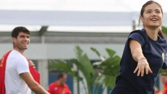 Carlos Alcaraz Emma Raducanu US Open 2025 mixed doubles tennis pairing Alcaranu tennis news latest sports headlines Grand Slam tennis event US Open Arthur Ashe Stadium Louis Armstrong court Wimbledon champion French Open winner tennis legends Novak Djokovic Iga Swiatek Aryna Sabalenka Jannik Sinner tennis partnership announcements sports news updates Queen’s Club tennis tournament Emma Raducanu