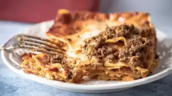 keema lasagna recipe Indian lasagna recipe spicy lasagna recipe Sanjeev Kapoor lasagna desi lasagna keema pasta fusion lasagna dish Indian fusion food keema bake recipe homemade lasagna Indian twist lasagna how to make lasagna at home spicy keema lasagna baked keema with cheese mutton lasagna layered lasagna Indian style lasagna for dinner lasagna with garam masala cheesy lasagna comfort food Indian pasta recipe