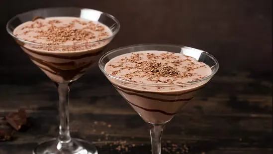 milk chocolate day recipe chocolate milk martini cocktail dessert cocktail chocolate cocktail vodka martini chocolate drink Irish cream drink coffee liqueur cocktail milk chocolate recipes chocolate alcohol drink creamy cocktail recipes how to make chocolate martini milk chocolate celebration drink for milk chocolate day homemade chocolate martini national chocolate day drink martini with vodka sweet cocktail ideas