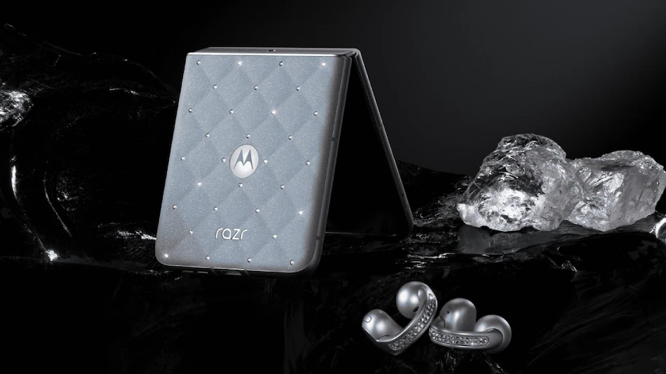Motorola Razr 60 Swarovski edition Motorola Razr 60 Brilliant Collection Motorola Razr 60 launch India Motorola Razr 60 Flipkart Motorola Razr 60 price India Motorola Razr 60 features Motorola Razr 60 specifications Motorola Razr 60 display Motorola Razr 60 camera Motorola Razr 60 battery Motorola Razr 60 MediaTek Dimensity Motorola Razr 60 foldable phone Motorola Razr 60 India launch Motorola Razr 60 Ice Melt Motorola Razr 60 Pantone Motorola Razr 60 premium phone Motorola Razr 60 luxury phone Motorola