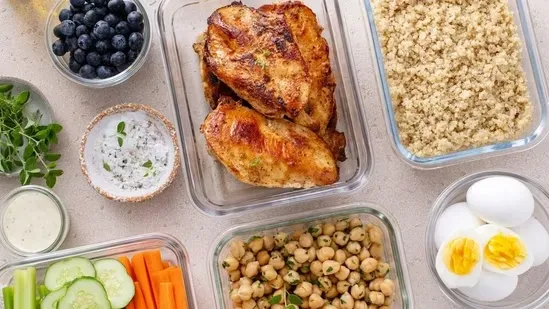 high protein diet Indian weight loss protein rich Indian food lean protein vegetarian muscle building with protein weight loss tips from nutritionist healthy eating guide protein without weight gain plant based protein sources tofu vs paneer digestion and protein protein and kidney health strength training and protein