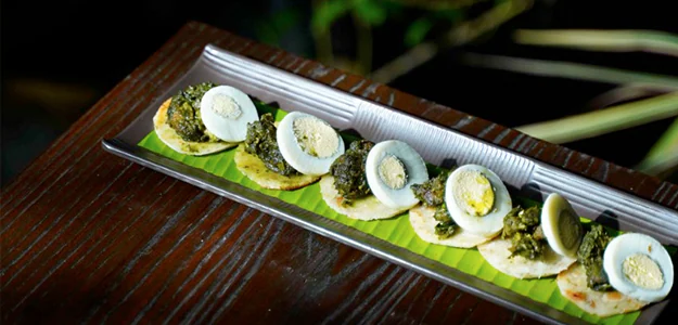 Pudina chicken bites recipe Indian chicken snacks easy chicken appetizer mint chicken recipe akki roti with chicken Indian party snacks quick chicken bites homemade chicken snacks mint chicken starter spicy chicken snacks rice flour roti with chicken best Indian chicken starters chicken recipes for parties evening snacks in India Indian fusion chicken dish healthy chicken snacks egg and chicken appetizer ghee roasted roti with chicken