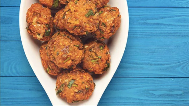 Keerai vadai recipe Spinach vada recipe South Indian snacks Evening snacks Indian tea time snack Crispy vada recipe Chana dal vada Toor dal vada How to make keerai vadai Authentic keerai vadai Traditional South Indian vada Homemade spinach vada Indian fried snacks Easy vada recipe Crunchy vada South Indian street food Healthy spinach vada Vegetarian snack recipes Dal vada recipe Indian festival snacks Spinach fritters