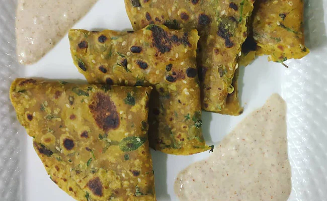 palak paneer lifafa recipe palak paneer paratha recipe spinach paneer stuffed paratha healthy paneer recipes Indian paratha recipes stuffed paratha ideas paneer recipes for dinner vegetarian stuffed paratha lifafa paratha recipe paneer spinach cheese paratha North Indian paratha recipe paneer recipes for lunch palak paneer roll homemade paratha recipes stuffed Indian bread paneer spinach wrap quick paneer recipes easy vegetarian dinner recipes party starter recipes with paneer cheesy paneer paratha Indian street food style