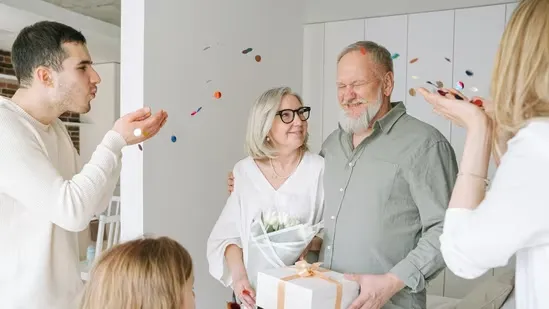 Alzheimers disease early signs World Alzheimers Day 2025 memory loss in ageing parents dementia symptoms early diagnosis of Alzheimers Alzheimers awareness 2025 warning signs of dementia elderly care and memory decline brain health in older adults cognitive decline symptoms Alzheimers prevention tips signs of Alzheimers in parents Alzheimers patient behaviour mood changes in Alzheimers communication problems in dementia vision problems in Alzheimers memory lapses in ageing disorientation and confusion