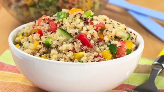 heart healthy foods heart diet cardiologist tips heart nutrition daily heart diet foods for strong heart heart friendly meals cardiovascular health tips best foods for heart healthy eating heart boosting foods Dr Bilal Ahmad Baba Shalby International Hospital Gurugram heart protection fruits and vegetables whole grains quinoa oats brown rice seeds nuts almonds walnuts chia flaxseeds legumes lentils chickpeas beans fatty fish salmon mackerel sardines omega 3 fatty acids olive oil low fat dairy yoghurt skim milk green tea antioxidants reduce cholesterol lower blood pressure avoid trans fats avoid high sodium avoid sugary foods avo