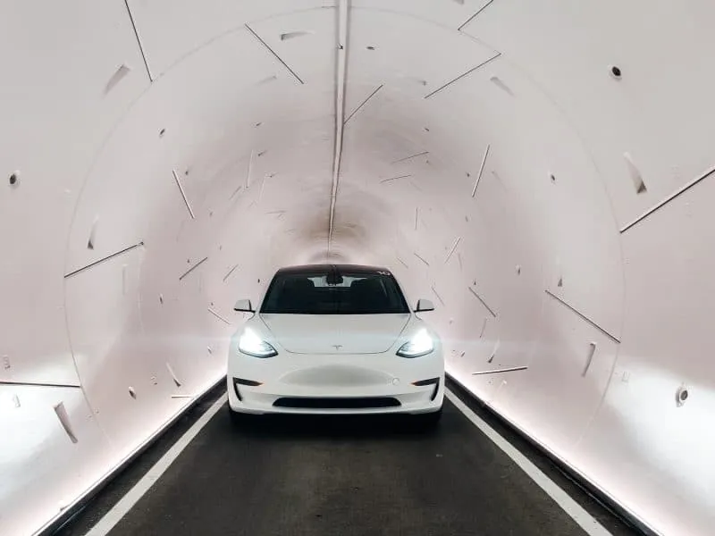 Dubai Loop Elon Musk Boring Company Dubai underground transportation Dubai high-speed tunnels Dubai RTA Dubai traffic solution Dubai 2026 launch Dubai commute Dubai innovative transport Dubai urban mobility Dubai futuristic travel Dubai Las Vegas Loop Dubai direct travel Dubai congestion relief Dubai tunnels Dubai transportation news Dubai smart city Dubai government project Dubai futuristic commuting Dubai efficient transport Dubai 17 kilometer loop Dubai 11 stations Dubai high-speed transport Dubai tunnel system Dubai passenger capacity Dubai wormhole travel Dubai weather-proof transport Dubai safe tunnels Dubai eco-friendly transport Dubai Elon Musk Dubai underground mobility Dubai UAE