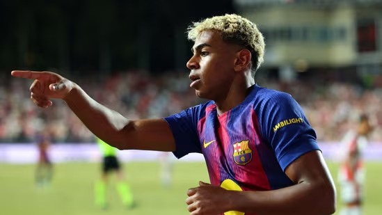 Lamine Yamal Barcelona injury update Lamine Yamal returns Barcelona vs Real Madrid El Clasico 2025 Barcelona team news Hansi Flick Barcelona coach Barcelona Girona match preview Barcelona Olympiakos Champions League Barcelona injury list Robert Lewandowski Ferran Torres Dani Olmo Gavi Paez Joan Garcia Raphinha recovery update Fermín López return Barcelona La Liga 2025 standings Barcelona Real Madrid 2025 match Barcelona football news Spanish league fixtures Barcelona Champions League 2025 Yamal groin