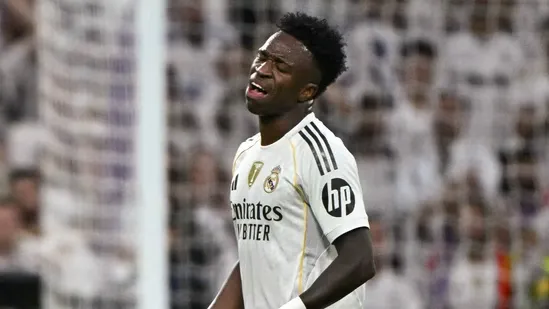 ViniciusJunior RealMadrid ElClasico LaLiga XabiAlonso RealMadridnews Barcelona matchreaction Bernabeu footballupdate MbappeandVinicius Spanishfootball RealvBarca substitutioncontroversy Viniciusapology LosBlancos competitivefootball JulesKounde FlorentinoPerez topofLaLiga footballrivalry passionforfootball footballanger sportsnews globalfootball starplayerstruggles RealMadridstriker ViniciusandAlonso