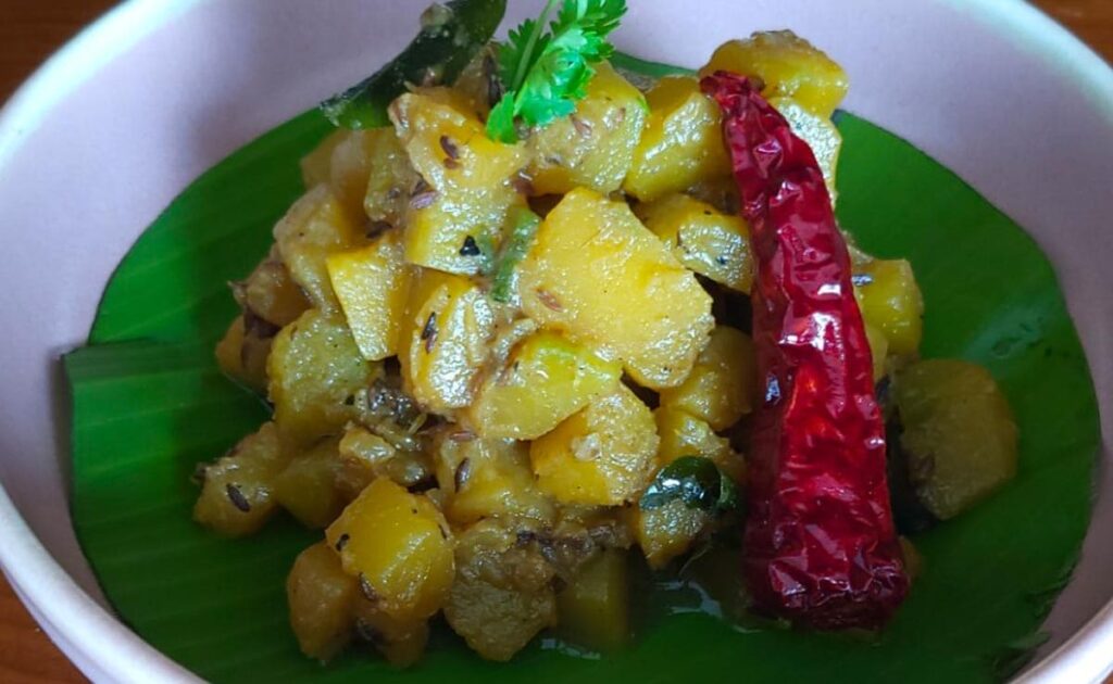 Kaddu Ki Sabji recipe easy kaddu ki sabji vrat recipe pumpkin sabzi pumpkin curry Indian sabzi healthy sabzi kuttu puri side dish Indian fasting recipe vegetarian pumpkin curry simple pumpkin sabji masala kaddu sabji pumpkin recipe spicy pumpkin curry sweet pumpkin curry amchoor kaddu curry jaggery pumpkin sabzi garlic pumpkin sabji cumin pumpkin sabzi fenugreek pumpkin curry mustard seeds pumpkin sabji quick kaddu ki sabji healthy vrat sabzi Indian pumpkin dish festive kaddu sabzi lunch recipe dinner recipe pumpkin dish coriander garnish pumpkin curry for fasting light pumpkin sabzi pumpkin with spices keto pumpkin