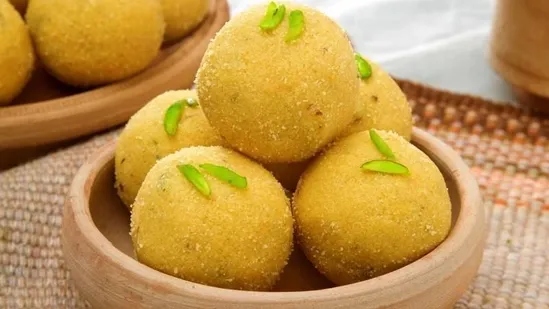 Diwali diabetes tips Diwali for diabetics diabetic meal plan festive season diabetes guide how to control blood sugar during Diwali Dr Vimal Pahuja diabetes advice diabetic diet plan Indian sweets for diabetics healthy Diwali eating sugar control during Diwali glucose management festive food tips diabetes management healthy sweets for diabetics stevia jaggery diabetic friendly recipes Indian diabetic guide Diwali celebrations and health diabetic meal ideas healthy lifestyle for diabetics festive food moderation managing