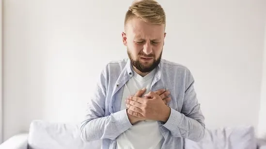 heartburn relief acid reflux cure natural remedies post meal heartburn Florida gastroenterologist Dr Joseph Salhab chewing gum for heartburn diaphragmatic breathing walking after meals acid reflux prevention stomach acid relief natural ways to reduce heartburn easy digestion tips acid reflux tips post meal digestion stomach discomfort bloating gastritis esophagus protection saliva production healthy eating lifestyle hacks