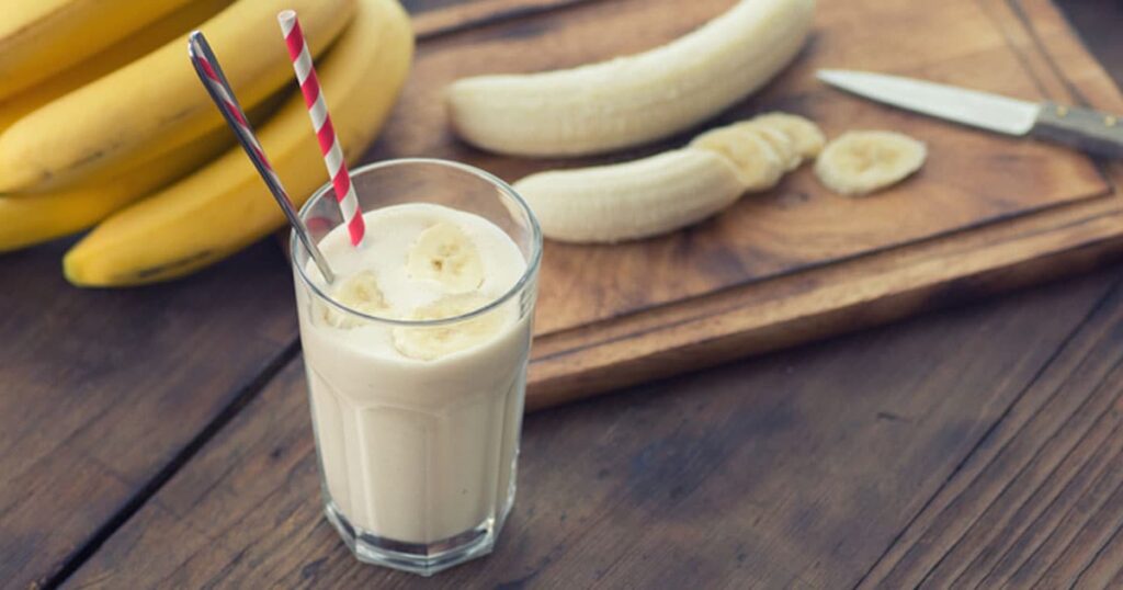 Anjeer Badam Milkshake recipe healthy winter drink nutrient rich milkshake figs almonds banana milk honey sugar easy milkshake recipe quick milkshake recipe creamy milkshake healthy drink winter wellness drink Indian milkshake recipe homemade milkshake recipe fig almond banana milkshake winter beverage anjeer milkshake badam milkshake healthy smoothie recipe Indian smoothie recipe delicious milkshake recipe easy