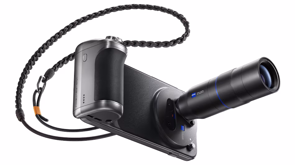 Vivo X300 Vivo X300 Pro Vivo flagship phones Vivo X300 price Vivo X300 Pro price global launch leak smartphone news India launch expected Vivo flagship 2025 Zeiss camera technology battery specs leak IP68 durability EU energy label smartphone performance fast charging flagship camera phone Vivo new release global smartphone markets Vivo Europe price leaked RAM and storage 16GB 512GB premium smartphone