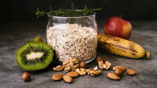 chia seeds benefits high fibre food digestion support gut wellness natural fibre source chia seeds nutrition omega 3 rich foods plant based protein healthy eating routine soaked chia seeds digestive health Hyderabad doctor chia seed gel high fibre diet constipation support natural gut cleanse healthy lifestyle food habits evening meal routine nutritional superfood fibre rich seeds wellness tips diet improvement natural nutrition guide healthy routines fibre intake plant nutrients gut friendly foods wellness habits healthy choices diet awareness clean eating routine natural remedies chia seed usage high fibre superfood daily nutrition simple health habits digestive balance nutrition focused living gut support routine