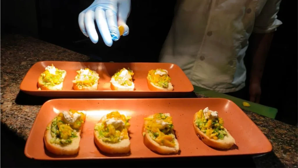 Mango avocado bruschetta recipe evening snacks easy bruschetta topping mango appetizers avocado recipes ginger recipes garlic bread starters vegetarian snacks quick appetizers summer snacks healthy evening recipe homemade bruschetta mango salsa topping refreshing party snacks fruit bruschetta ideas avocado snack ideas appetizer recipes Indian fusion starters light dinner idea best snack recipes bruschetta variations crisp toast toppings mango and avocado pairing finger food ideas healthy party recipes fresh