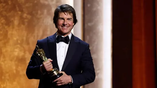 Tom Cruise Honorary Oscar Governors Awards 2025 Hollywood tribute emotional speech film industry celebration Tom Cruise childhood cinema moment movie legacy award ceremony Los Angeles star studded event Alejandro Inarritu Debbie Allen Wynn Thomas Dolly Parton Jennifer Lawrence Leonardo DiCaprio Sydney Sweeney Dwayne Johnson Emma Stone Oscars night entertainment news global superstar cinematic journey filmmaking passion movie awards update
