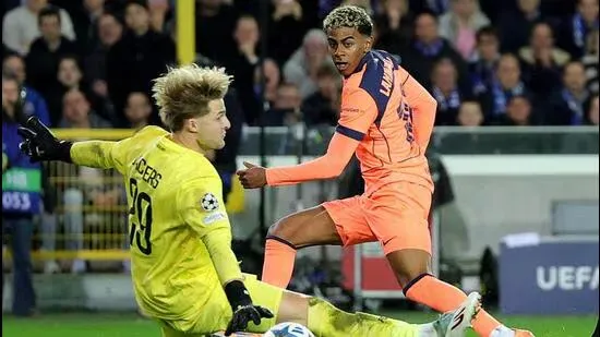 Barcelona Club Brugge Champions League match report football news Yamal scores Ferran Torres Barca attack defensive issues Szczesny Brugge UCL thriller six goal draw Belgium football highlights European football Barca injuries Ferran equaliser counter attack Brugge high press UCL group stage Barca defence under pressure football analysis Hansi Flick comments European night Yamal magic Torres goal Fermin Lopez Sabbe Forbs pace Mechele defending VAR checks disallowed goal Brugge unbeaten at home Barca