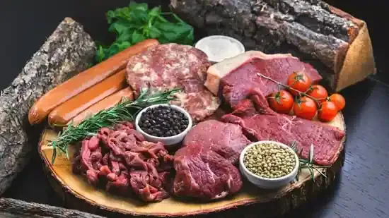 anaemia natural iron foods Florida gastroenterologist iron deficiency diet iron absorption tips iron rich meals boost iron levels digestion expert nutrition advice haem iron foods non haem iron foods vitamin C for iron plant based iron sources seafood iron sources healthy eating for anaemia fatigue solutions natural remedies iron boosting fruits diet for low iron