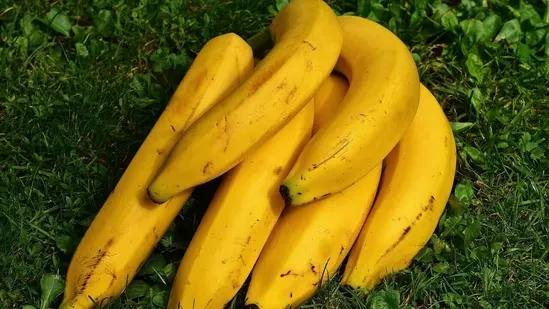 Banana ripening hacks banana storage tips how to ripen bananas faster keep bananas fresh banana anti ripening methods banana ethylene gas kitchen fruit hacks banana paper bag method banana fridge storage banana