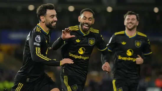 Manchester United win Wolves defeat Bruno Fernandes goals Premier League highlights Manchester United performance Wolves losing streak Manchester United top six Bryan Mbeumo goal Mason Mount goal Manchester United penalty United counter attack Wolves bottom of table Jean Ricner Bellegarde goal Senne Lammens match report Ruben Amorim reaction Rob Edwards Wolves problems Manchester United