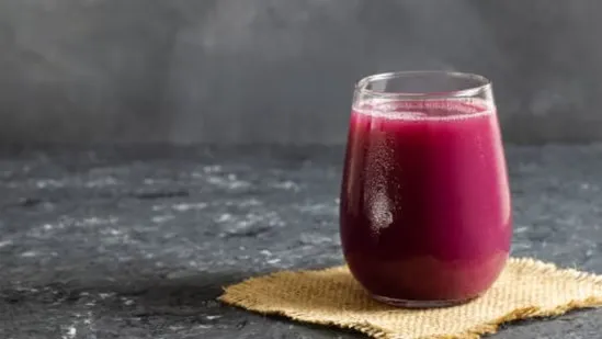 beetroot amla juice immunity booster homemade health drink Indian superfood juice vitamin C rich drink ayurvedic immunity drink beetroot juice benefits amla juice benefits natural immunity remedy healthy morning drink wellness juice recipe simple immunity drink Indian gooseberry juice antioxidant rich beverage energy boosting drink digestive health drink seasonal immunity support traditional Indian health recipe