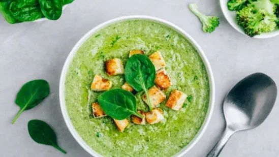 broccoli spinach soup winter soup recipe healthy winter soup broccoli soup benefits spinach soup recipe nutritious soup winter wellness healthy soup ideas protein rich vegetables iron rich foods plant based soup low calorie winter meals immunity boosting foods comfort food winter healthy recipes easy homemade soup vegetarian soup dairy free soup option gluten free soup winter nutrition broccoli health benefits spinach