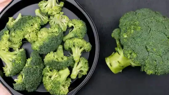steamed broccoli nutrition roasted broccoli health broccoli cooking methods broccoli nutrients vitamin c broccoli sulforaphane benefits broccoli antioxidant rich vegetables healthy cooking tips steaming vegetables benefits roasting vegetables effects broccoli for immunity broccoli for digestion best way to cook broccoli