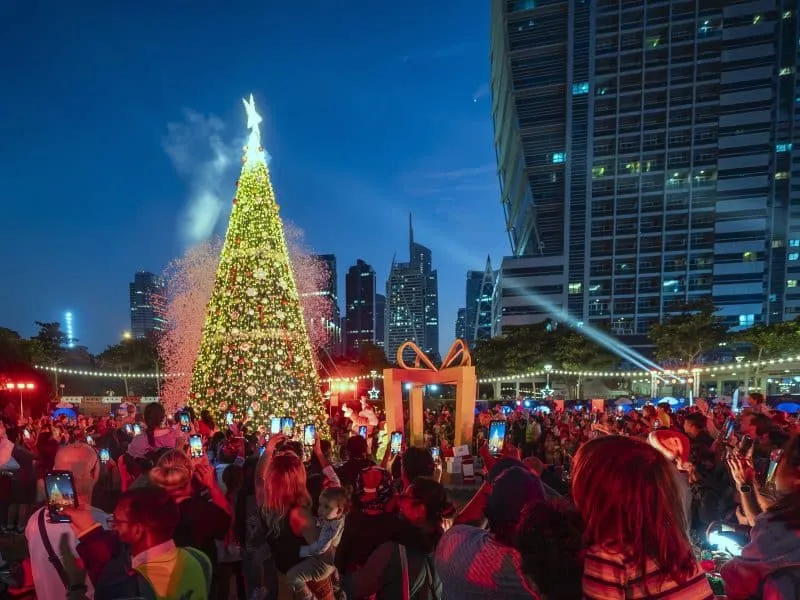 Stalls Food Gifts Santa Tree-Lighting Family-Friendly Entertainment Activities December Events Outdoor Festival UAE Things to Do JLT Park Amphitheatre Dubai Winter Festival Dubai Holiday Season Kids Entertainment Christmas Markets Dubai