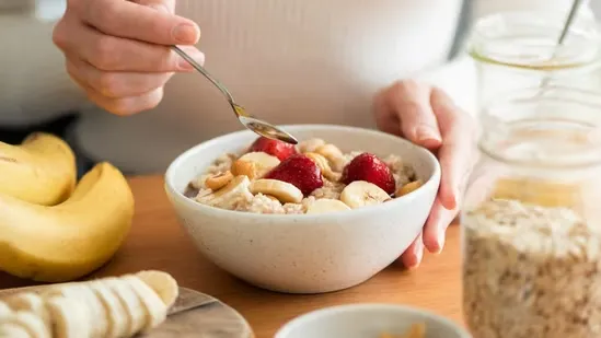 soluble fiber foods cholesterol control lower cholesterol naturally heart healthy diet cardiologist advice cholesterol lowering foods oats beta glucan apples pectin beans lentils barley citrus fruits LDL cholesterol heart disease prevention fiber rich foods gut health blood sugar control plant based diet cholesterol management healthy eating tips natural cholesterol reduction heart care nutrition fiber benefits digestive health cardiovascular health diet for high cholesterol cholesterol friendly foods everyday superfoods heart