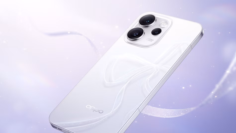 Oppo Reno 15 Pro Mini India launch tipped December 2025 January 2026 MediaTek Dimensity 8450 6.32-inch OLED 1.5K 120Hz display triple rear camera 200MP 50MP ultra-wide 50MP telephoto 3.5x optical zoom 50MP front camera 80W fast charging wireless charging IP69 water dust resistant Glacier White