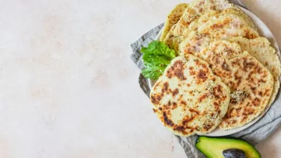 avocado paratha winter breakfast healthy paratha recipe detox breakfast after party season winter greens recipe Indian breakfast ideas whole wheat paratha avocado recipes winter food habits healthy Indian recipes post celebration meals nourishing breakfast ideas winter morning meals avocado nutrition greens paratha