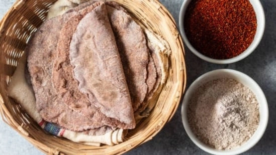 ragi roti ragi roti recipe finger millet roti how to make ragi roti healthy millet flatbread ragi flour recipe gluten free roti Indian millet bread South Indian roti ragi roti benefits ragi roti for weight loss ragi roti nutrition ragi roti for energy ragi roti for digestion ragi roti calcium rich food ragi roti healthy dinner ragi roti