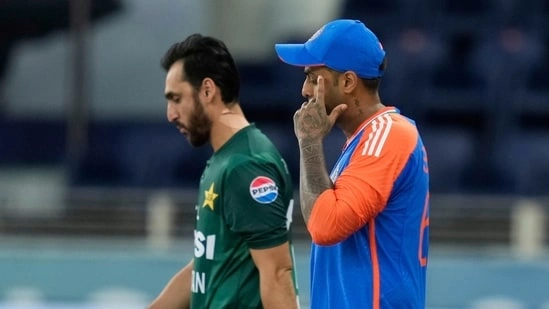 India vs Pakistan cricket Asia Cup match preview India Pakistan February 15 match India favourites against Pakistan India Pakistan rivalry Asia Cup India net run rate advantage India expected winners cricket India Pakistan Premadasa Stadium match India cricket dominance Pakistan cricket volatility India vs Pakistan