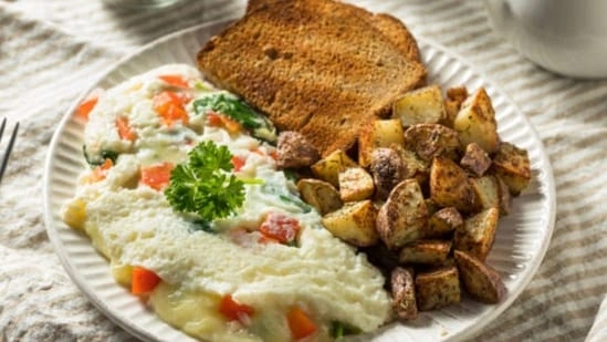 souffle style egg white omelette high protein breakfast healthy omelette recipe fluffy egg white omelette quick breakfast ideas protein rich morning meal light breakfast recipe egg white benefits healthy breakfast for busy days easy omelette recipe fitness breakfast food clean eating breakfast low calorie breakfast ideas