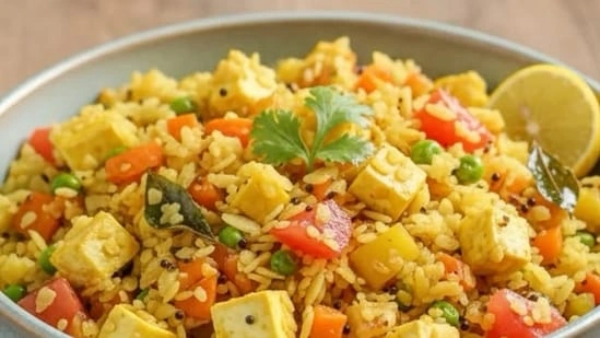 high protein poha recipe healthy poha breakfast vegetarian high protein breakfast Indian breakfast ideas low calorie poha protein rich vegetarian meals weight loss breakfast Indian healthy breakfast recipe poha with paneer protein breakfast without eggs vegetarian fitness meals Indian protein foods clean eating breakfast