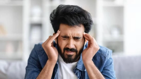 headache vs migraine difference migraine symptoms India neurologist migraine explanation headache causes migraine triggers air pollution migraine PM2.5 migraine brain sensitivity migraine one sided pain headache both sides pain migraine nausea light sensitivity migraine dehydration trigger migraine sleep