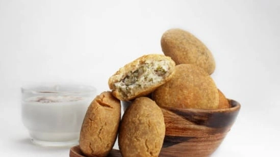 Healthy Holi recipes baked Holi snacks air fried Holi snacks lighter festive snacks Holi healthy food ideas low oil Holi recipes baked gujiya alternative healthy mathri recipe air fryer namak pare baked kachori recipe moong dal kachori baked masala corn air fryer spinach sev baked sweet potato chips air fryer oats