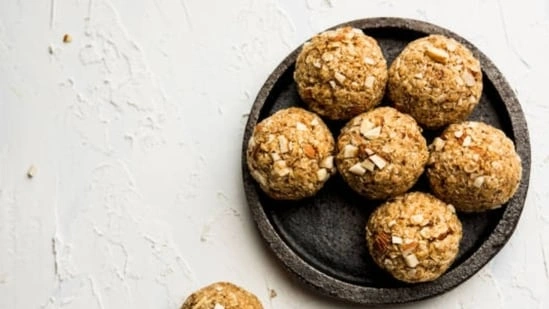 Jaggery Holi sweets healthy Holi desserts jaggery gujiya recipe jaggery rava sheera til gud laddoo recipe peanut jaggery chikki coconut jaggery laddoo Festival of Colours sweets Holi traditional recipes refined sugar alternative desserts natural sweetener recipes Holi festive sweets homemade Holi desserts whole