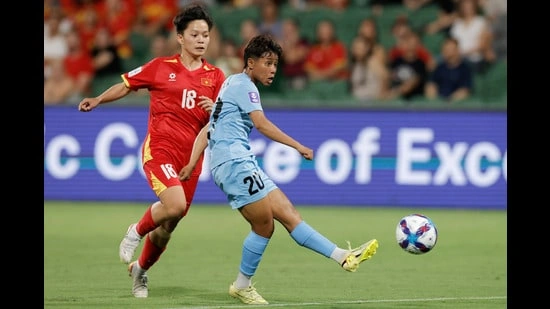 AFC Women Asian Cup 2026 India vs Vietnam women football India 2 1 defeat Vietnam stoppage time goal Sanfida Nongrum goal India women team Amelia Valverde tactics India football news today Vietnam women